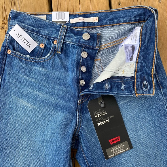 LEVI’S NWT Wedgie Fit Jeans - Picture 7 of 8